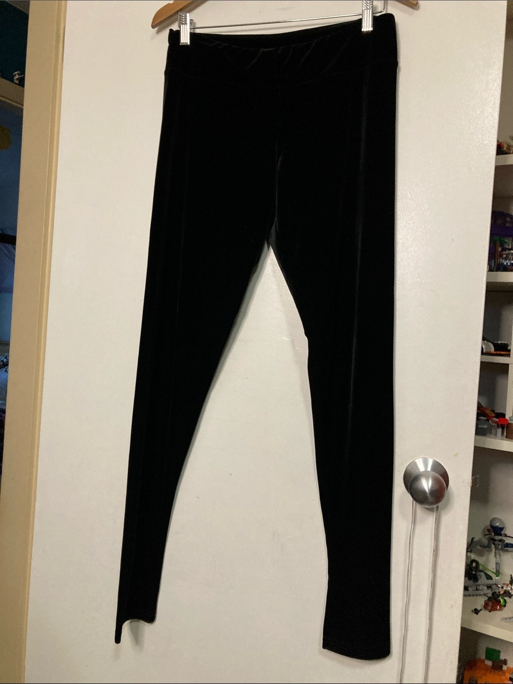Black Velvet Leggings for Women - Sleek Everyday Stretch